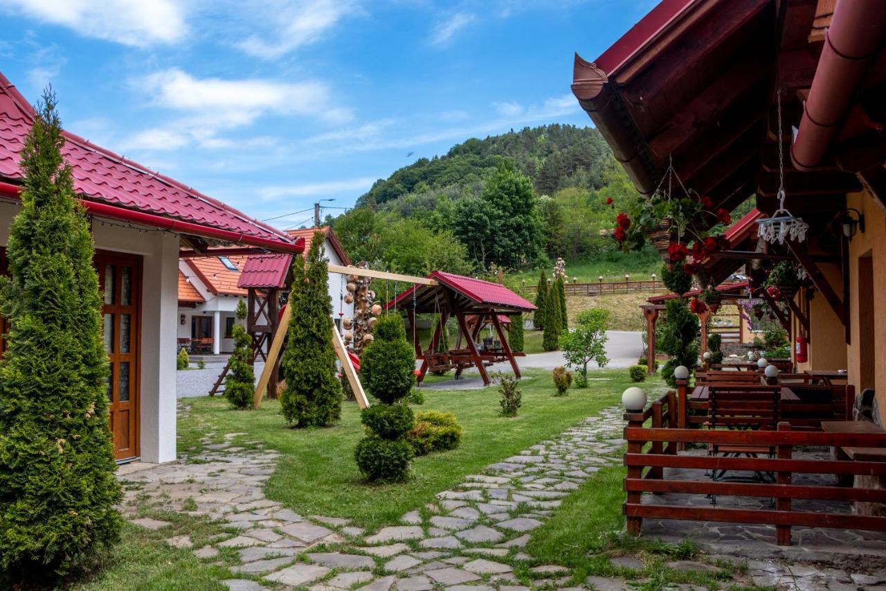 Patakmenti Panzio Spa Corund  Dış mekan fotoğraf