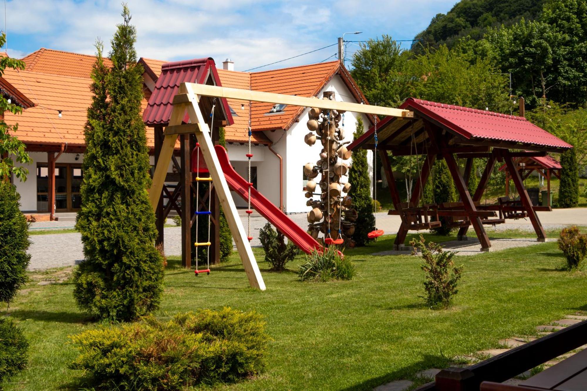 Patakmenti Panzio Spa Corund  Dış mekan fotoğraf